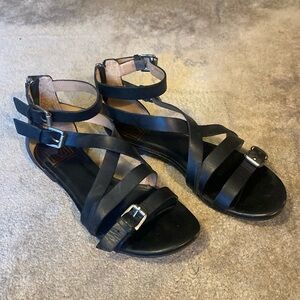 Women’s Pour La Victoire Gladiator Sandals, Black, Size 8